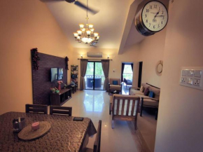 Classy 2BHK apt with pool, 300mts from Colva beach